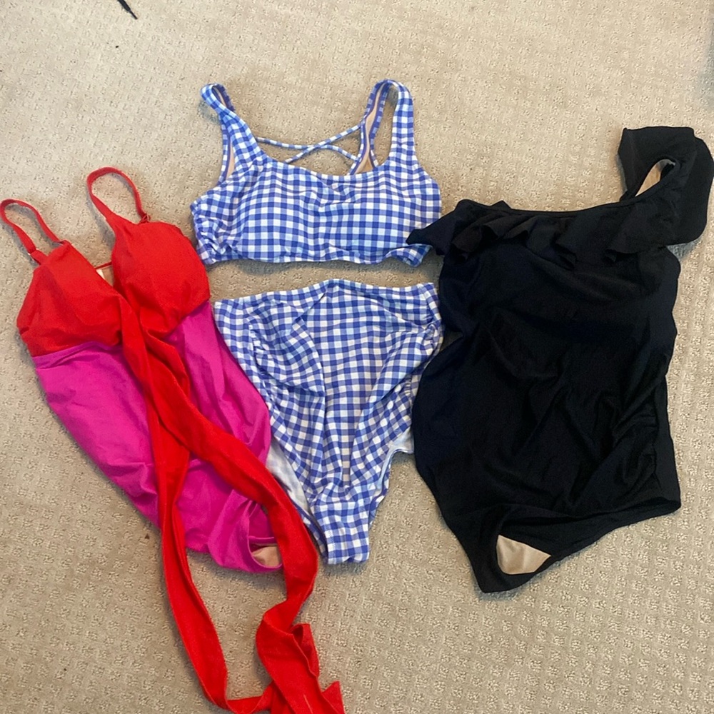 Beach bum maternity bathing suits